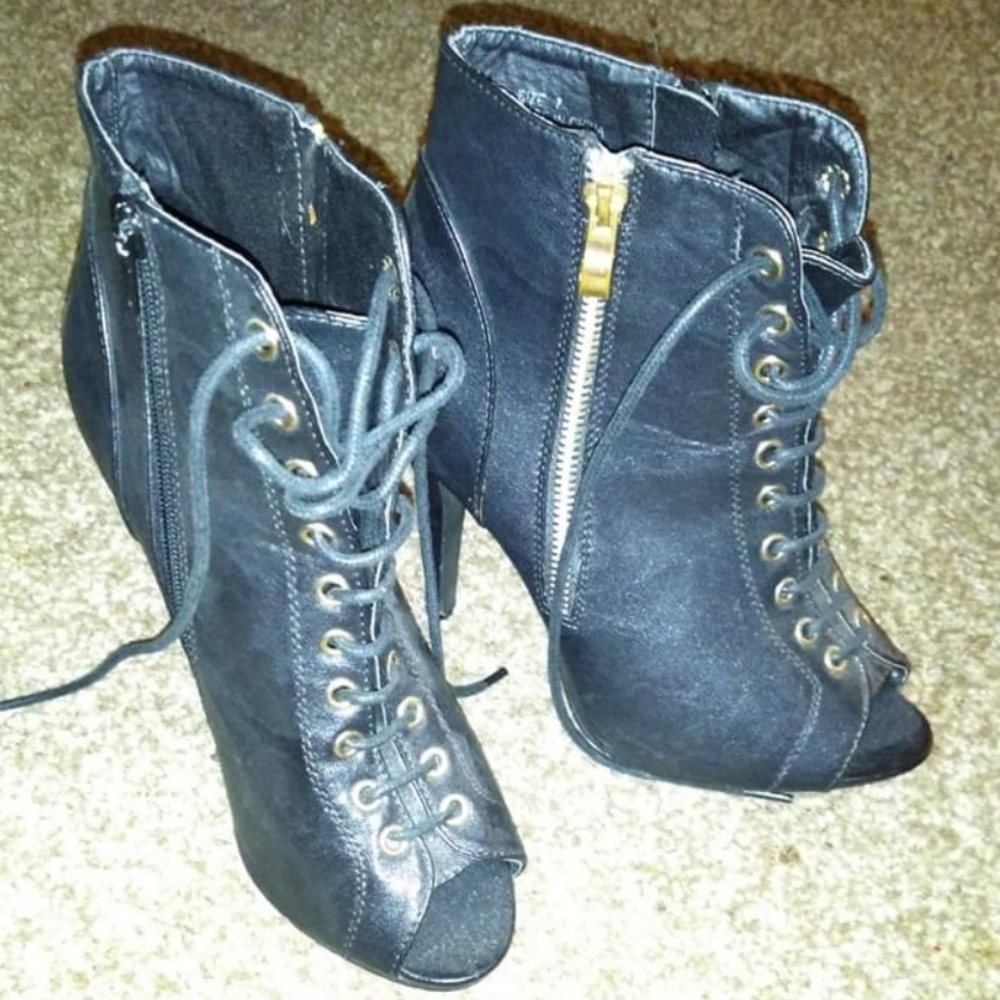 Women's heels